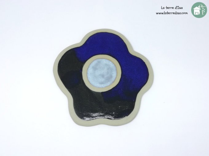 Dessous de plat fleur bleu noir